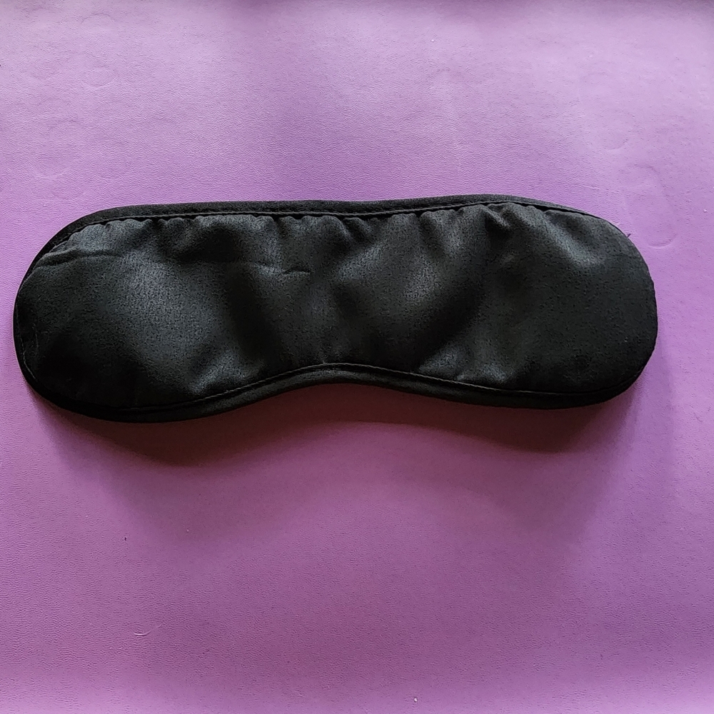 New black sleeping eye mask
